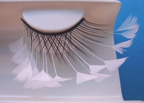 Carnival Products Feather White False Eyelashes 5 Carnival Products Feather White False Eyelashes
